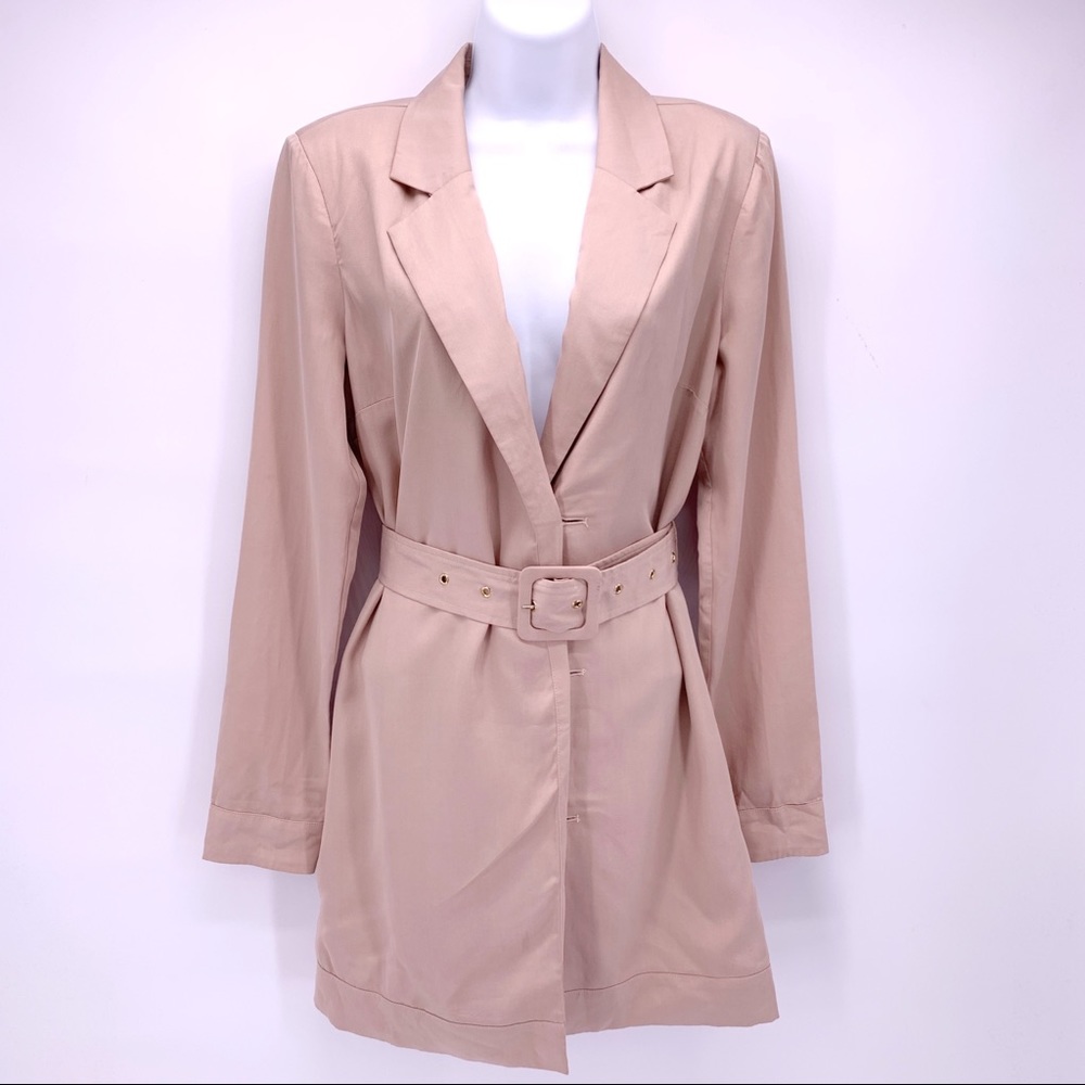 Lovers + Friends Jay Blazer Dress in Sandstone - Picture 4 of 9